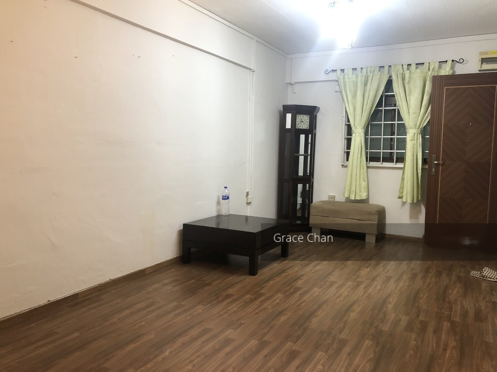 Yishun Street 11 thumbnail photo